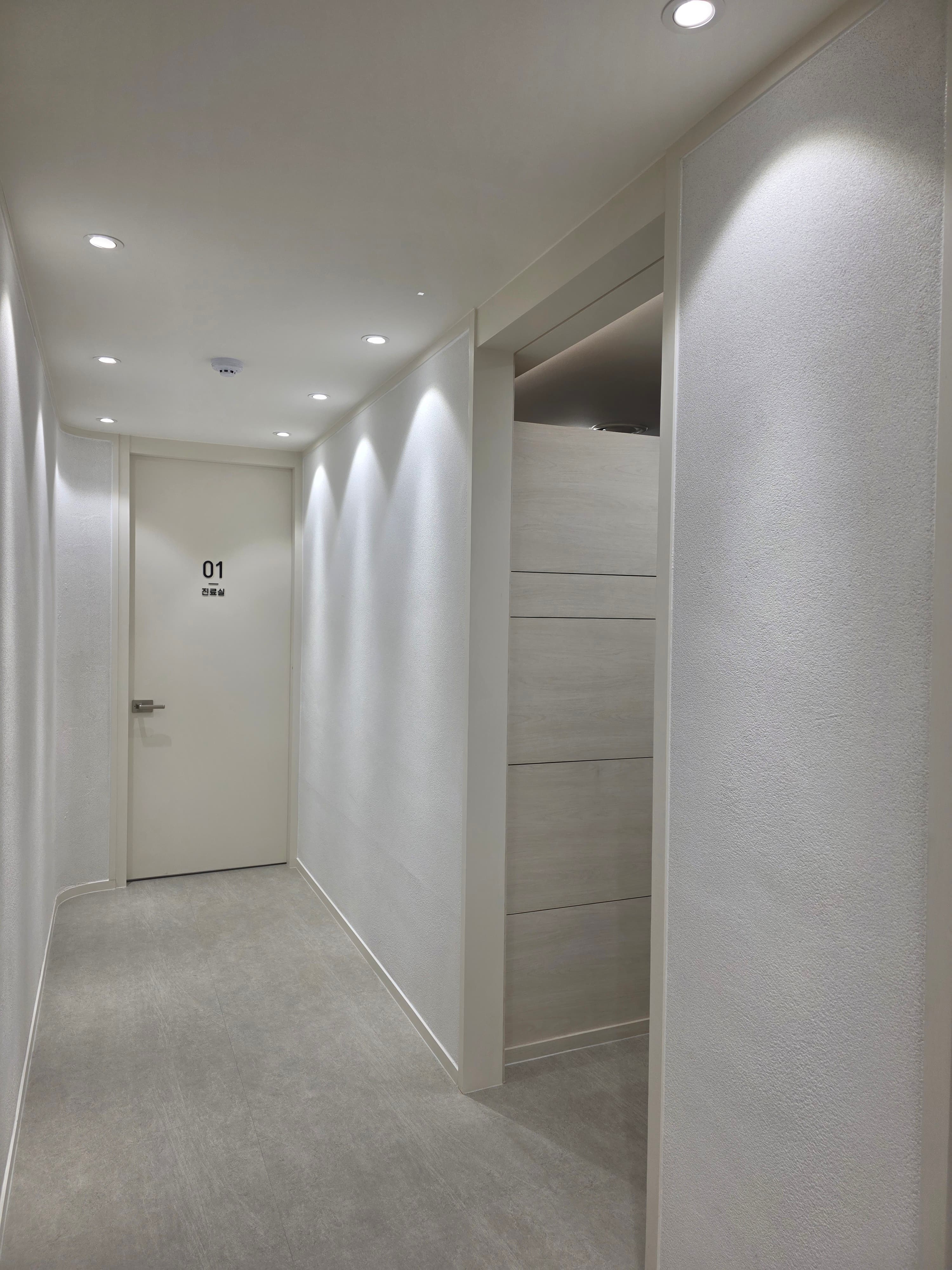 Clinic interior 10