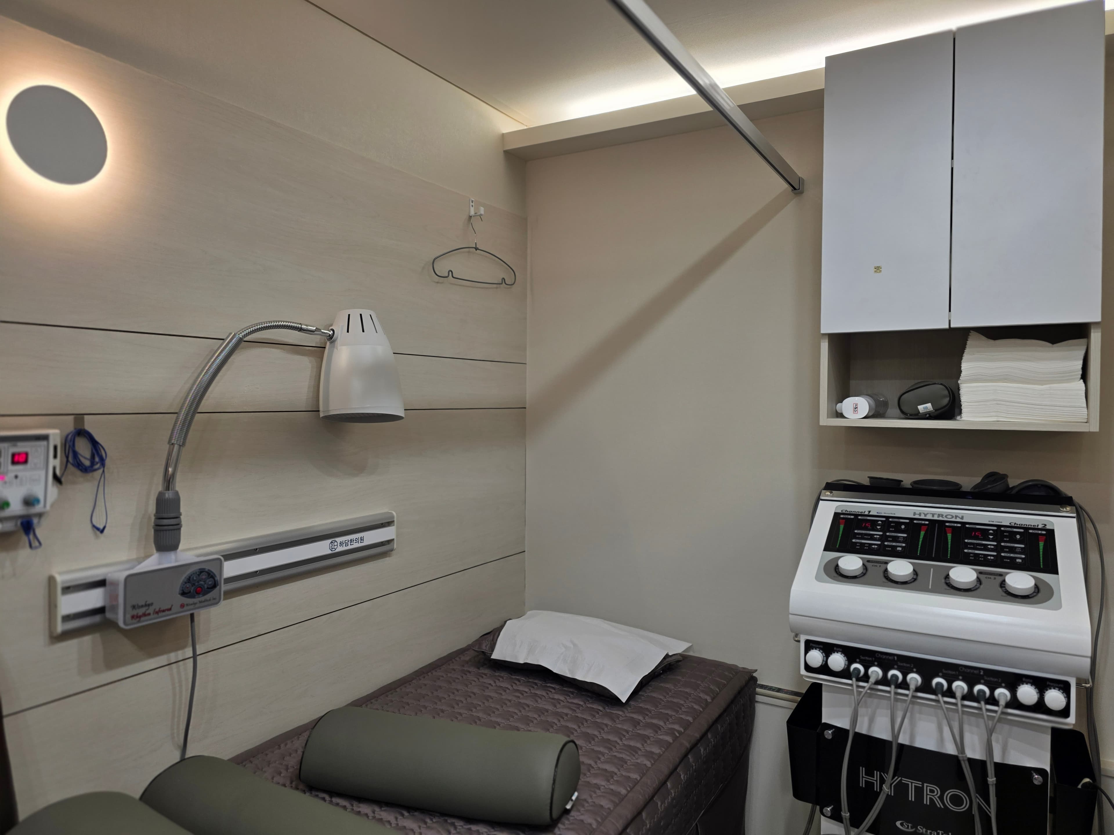 Clinic interior 4