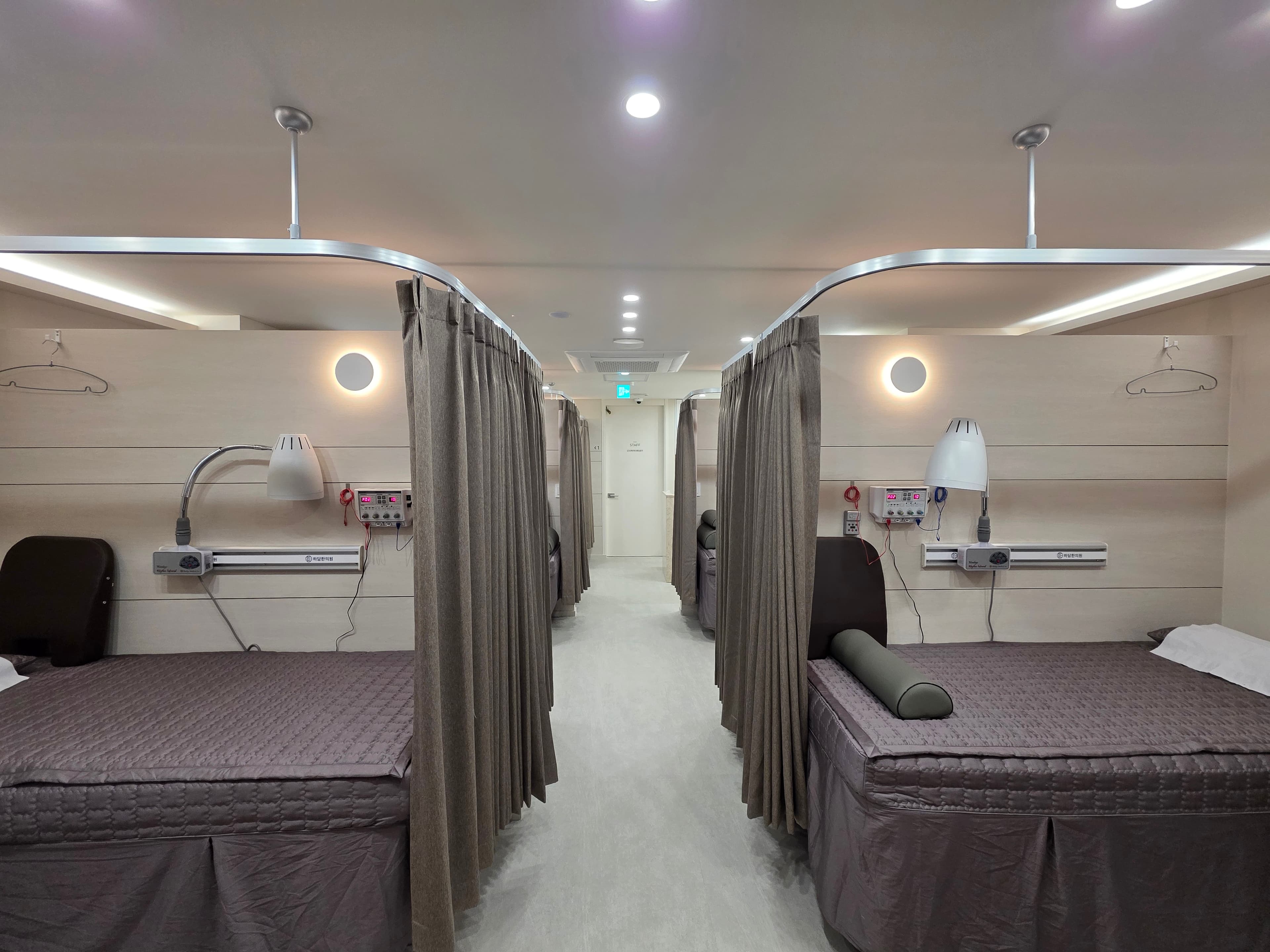 Clinic interior 5